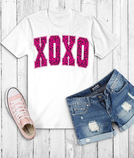 Cheetah Print XOXO T-Shirt